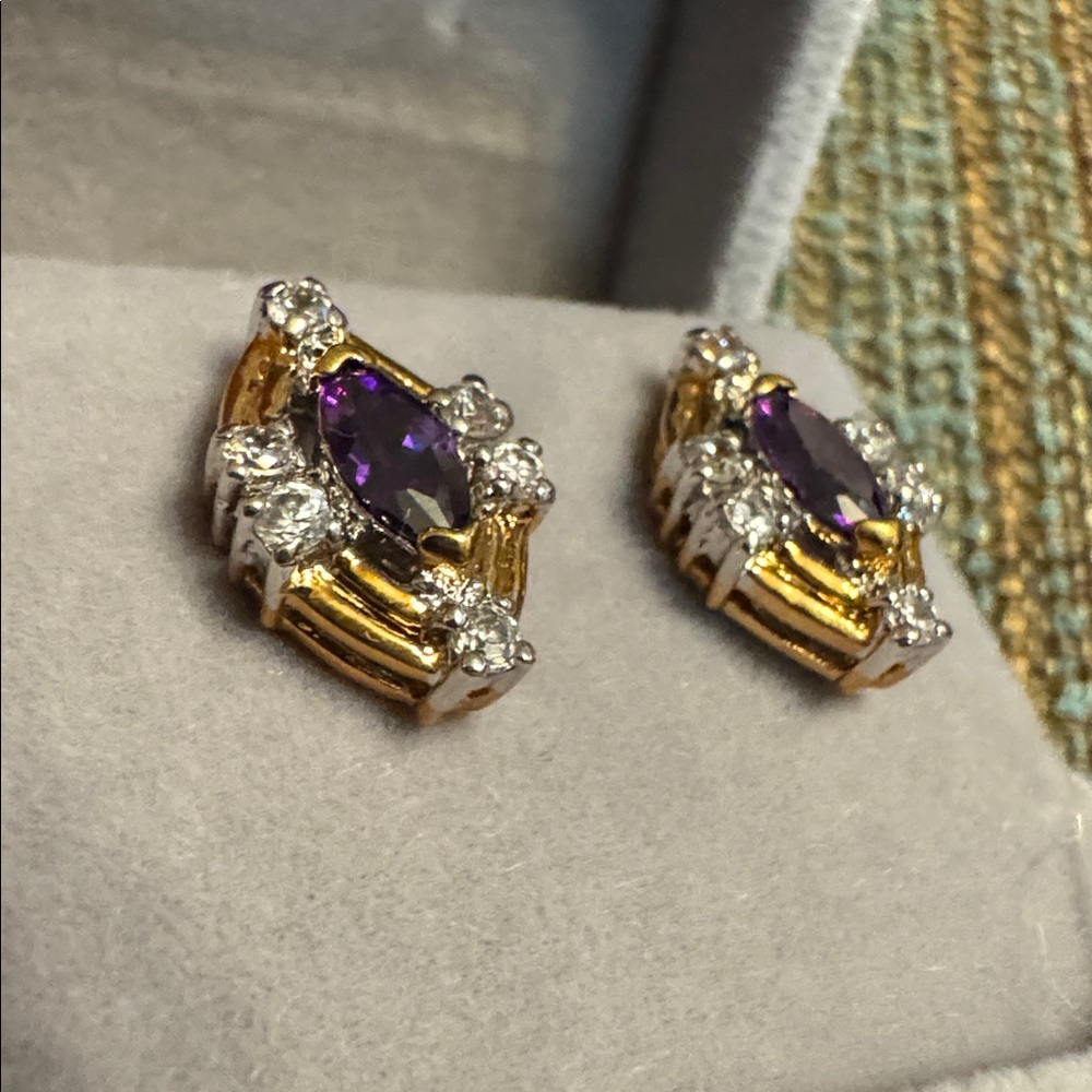 3095 Swarovski Crystal Elements Post Earrings - image 2